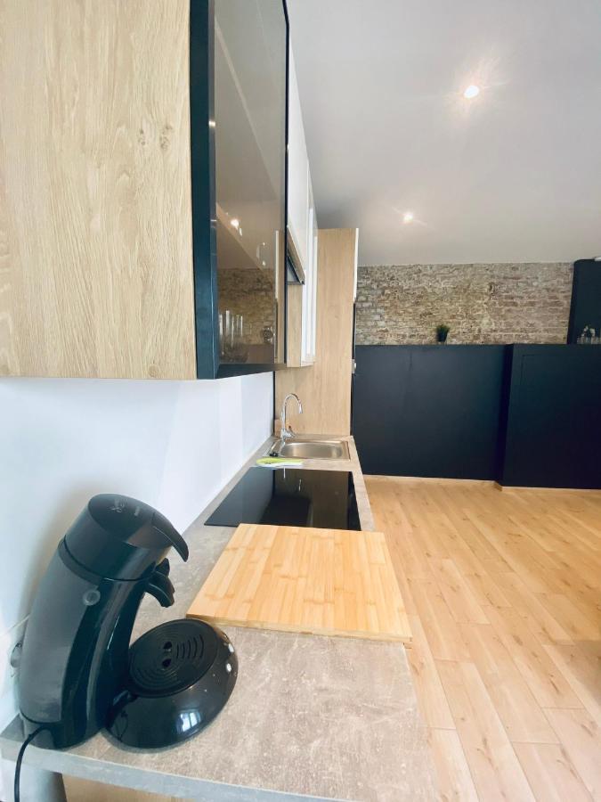 100% Renovated - Quiet Appartment Льеж Экстерьер фото
