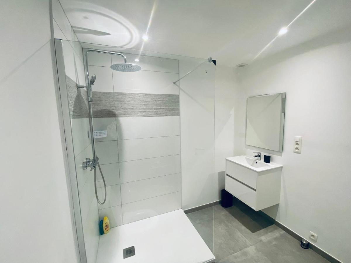100% Renovated - Quiet Appartment Льеж Экстерьер фото